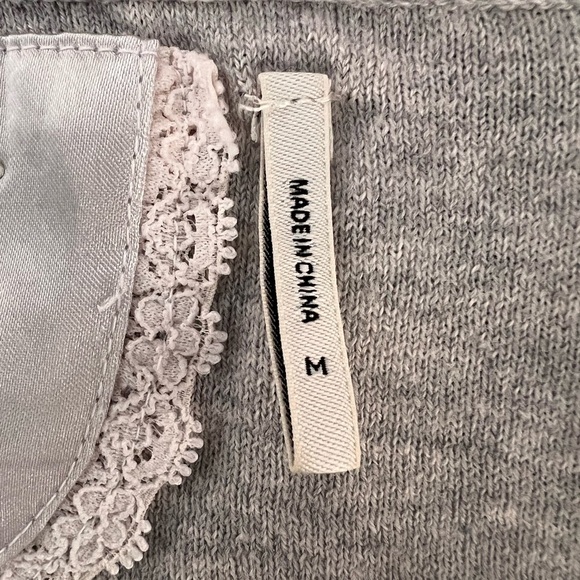 Guess Jeans cropped Cardigan. Size M - Picture 7 of 9
